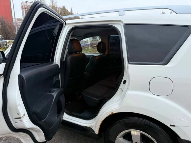 Белый Пежо 4007, объемом двигателя 2.2 л и пробегом 340 тыс. км за 4178 $, фото 7 на Automoto.ua