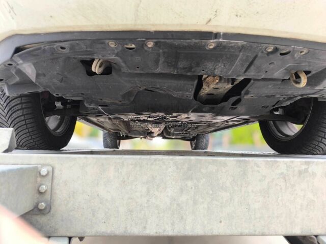 Белый Пежо 4007, объемом двигателя 2.2 л и пробегом 210 тыс. км за 5475 $, фото 21 на Automoto.ua