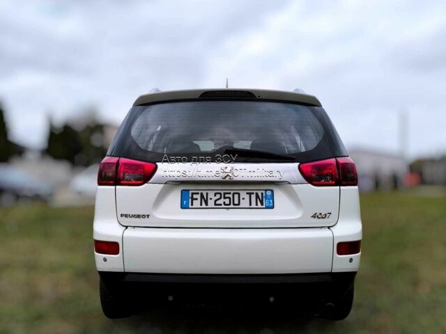 Белый Пежо 4007, объемом двигателя 2.2 л и пробегом 210 тыс. км за 5475 $, фото 7 на Automoto.ua