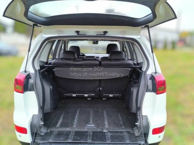 Белый Пежо 4007, объемом двигателя 2.2 л и пробегом 210 тыс. км за 5475 $, фото 9 на Automoto.ua