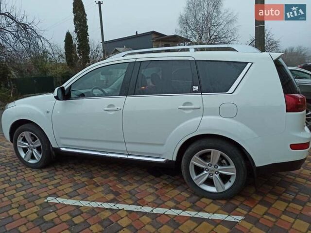 Белый Пежо 4007, объемом двигателя 2.2 л и пробегом 189 тыс. км за 10150 $, фото 3 на Automoto.ua