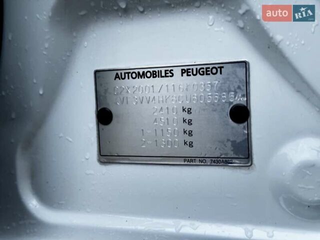 Белый Пежо 4007, объемом двигателя 2.2 л и пробегом 197 тыс. км за 11499 $, фото 29 на Automoto.ua