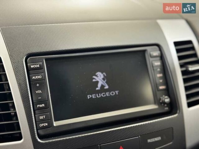 Белый Пежо 4007, объемом двигателя 2.2 л и пробегом 197 тыс. км за 11499 $, фото 23 на Automoto.ua