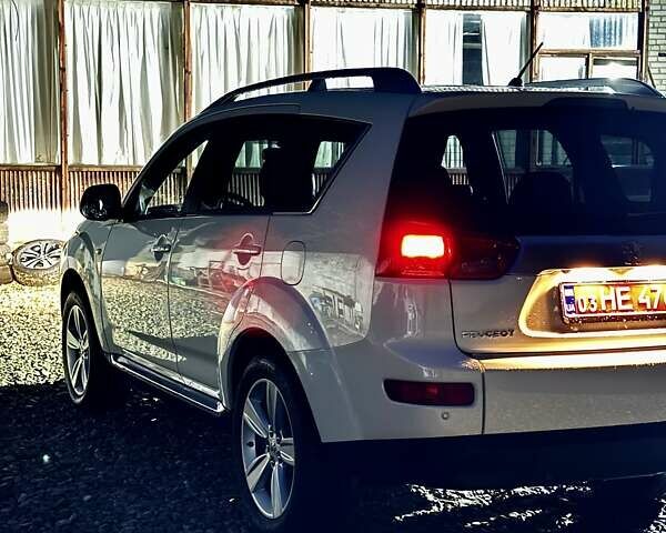 Белый Пежо 4007, объемом двигателя 2.2 л и пробегом 197 тыс. км за 11499 $, фото 61 на Automoto.ua