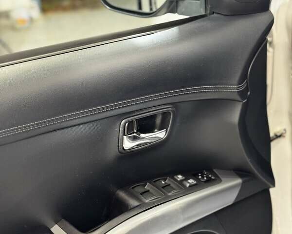 Белый Пежо 4007, объемом двигателя 2.2 л и пробегом 197 тыс. км за 11499 $, фото 20 на Automoto.ua