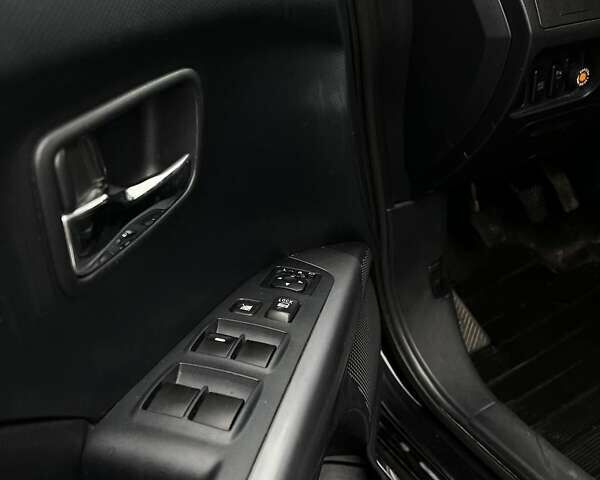 Черный Пежо 4007, объемом двигателя 2.2 л и пробегом 266 тыс. км за 8300 $, фото 36 на Automoto.ua