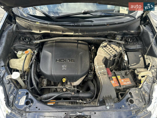 Черный Пежо 4007, объемом двигателя 2.2 л и пробегом 253 тыс. км за 9500 $, фото 6 на Automoto.ua