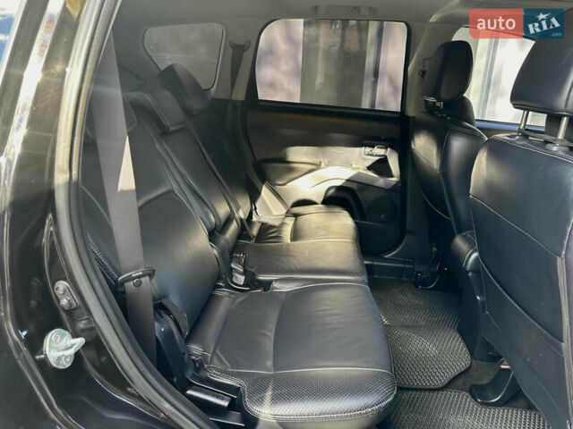 Черный Пежо 4007, объемом двигателя 2.2 л и пробегом 253 тыс. км за 9500 $, фото 22 на Automoto.ua