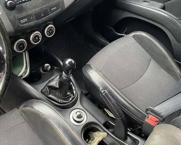 Черный Пежо 4007, объемом двигателя 2.18 л и пробегом 256 тыс. км за 7999 $, фото 8 на Automoto.ua