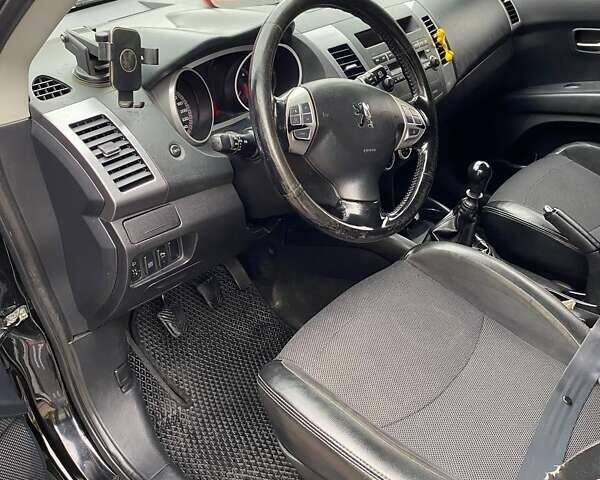 Черный Пежо 4007, объемом двигателя 2.2 л и пробегом 255 тыс. км за 8100 $, фото 8 на Automoto.ua