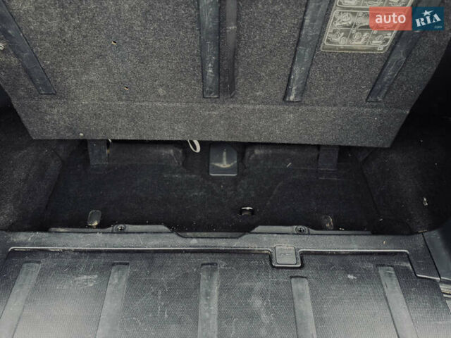 Черный Пежо 4007, объемом двигателя 2.18 л и пробегом 269 тыс. км за 9000 $, фото 29 на Automoto.ua