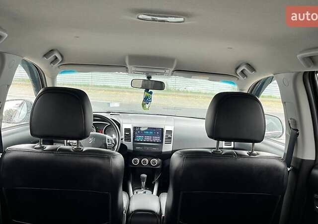 Черный Пежо 4007, объемом двигателя 2.36 л и пробегом 368 тыс. км за 8500 $, фото 23 на Automoto.ua