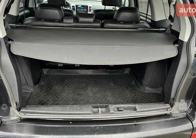 Черный Пежо 4007, объемом двигателя 2.36 л и пробегом 368 тыс. км за 8500 $, фото 26 на Automoto.ua