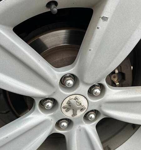 Черный Пежо 4007, объемом двигателя 2.36 л и пробегом 368 тыс. км за 8500 $, фото 34 на Automoto.ua