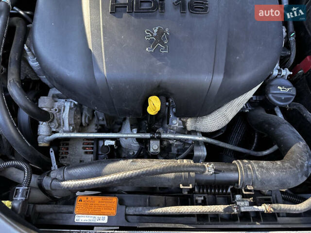 Черный Пежо 4007, объемом двигателя 2.18 л и пробегом 177 тыс. км за 9700 $, фото 20 на Automoto.ua