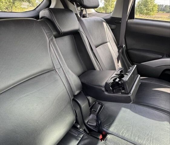 Черный Пежо 4007, объемом двигателя 2.2 л и пробегом 250 тыс. км за 10500 $, фото 4 на Automoto.ua