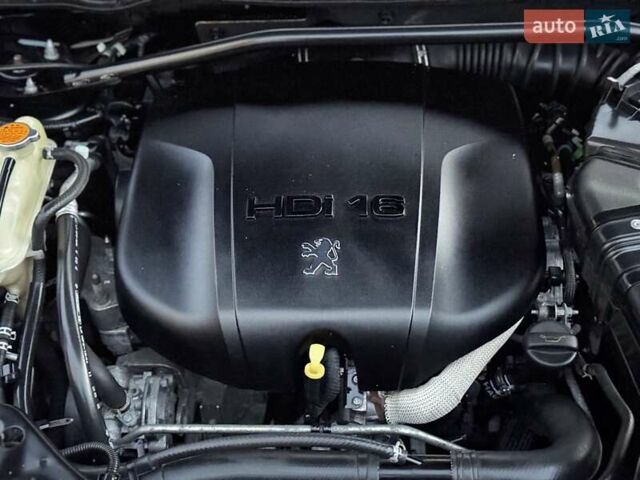 Чорний Пежо 4007, об'ємом двигуна 2.2 л та пробігом 210 тис. км за 9999 $, фото 60 на Automoto.ua