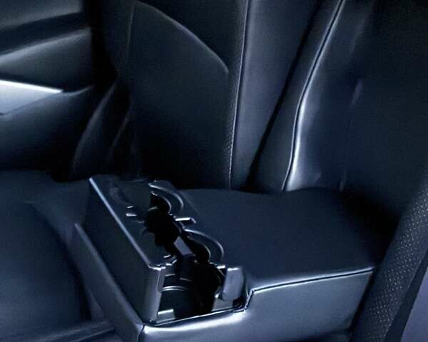 Чорний Пежо 4007, об'ємом двигуна 2.2 л та пробігом 210 тис. км за 9999 $, фото 74 на Automoto.ua