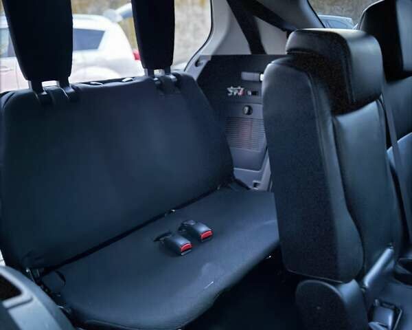 Чорний Пежо 4007, об'ємом двигуна 2.2 л та пробігом 210 тис. км за 9999 $, фото 68 на Automoto.ua