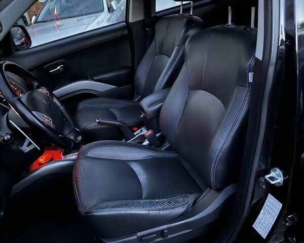 Чорний Пежо 4007, об'ємом двигуна 2.2 л та пробігом 210 тис. км за 9999 $, фото 76 на Automoto.ua