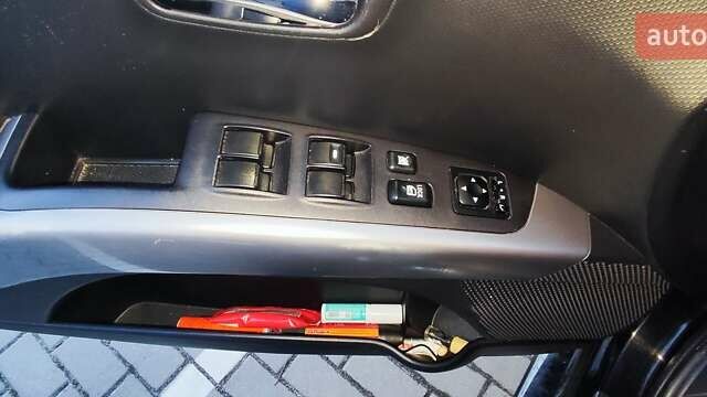 Черный Пежо 4007, объемом двигателя 2.2 л и пробегом 162 тыс. км за 12000 $, фото 10 на Automoto.ua