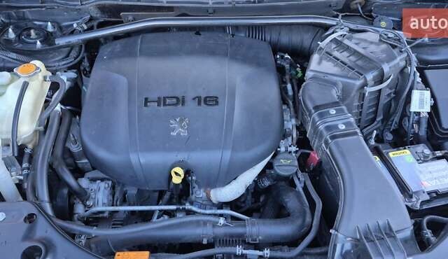 Чорний Пежо 4007, об'ємом двигуна 2.18 л та пробігом 240 тис. км за 9400 $, фото 34 на Automoto.ua