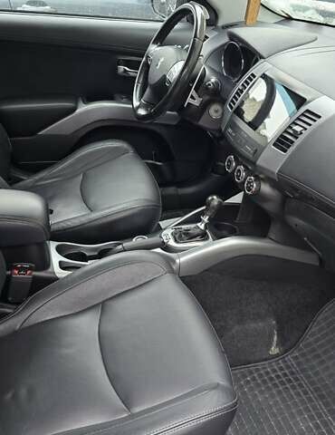 Чорний Пежо 4007, об'ємом двигуна 2.18 л та пробігом 278 тис. км за 10200 $, фото 10 на Automoto.ua