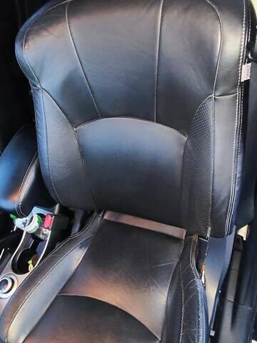 Черный Пежо 4007, объемом двигателя 2.2 л и пробегом 162 тыс. км за 12000 $, фото 9 на Automoto.ua