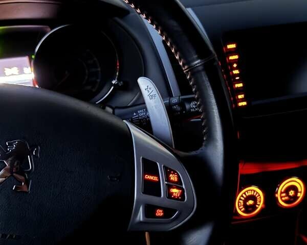 Чорний Пежо 4007, об'ємом двигуна 2.2 л та пробігом 210 тис. км за 9999 $, фото 81 на Automoto.ua