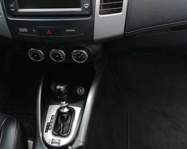 Черный Пежо 4007, объемом двигателя 2.2 л и пробегом 212 тыс. км за 10500 $, фото 16 на Automoto.ua