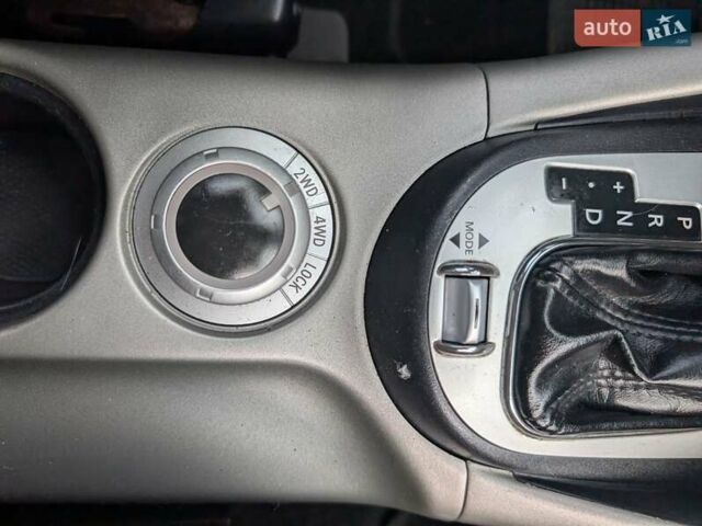 Чорний Пежо 4007, об'ємом двигуна 2.2 л та пробігом 184 тис. км за 9990 $, фото 45 на Automoto.ua