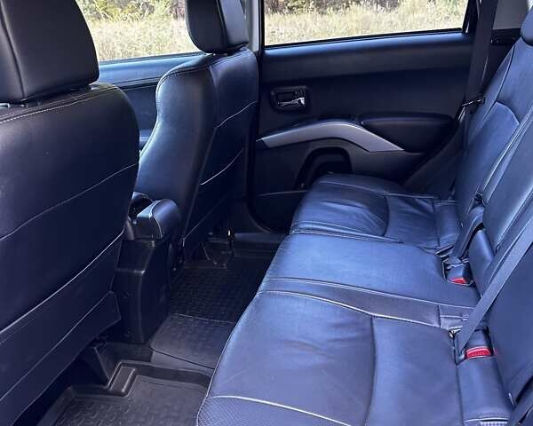 Пежо 4007 2011 в Харькове на Automoto.ua Черный Пежо 4007, объемом двигателя 2.36 л и пробегом 116 тыс. км за 12299 $, фото 12 на Automoto.ua