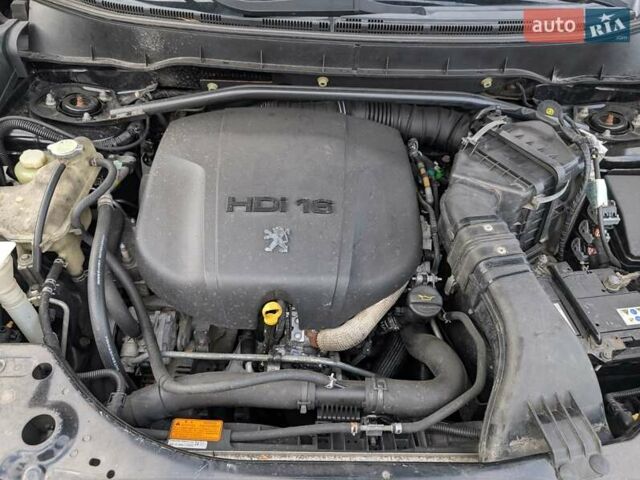 Черный Пежо 4007, объемом двигателя 2.2 л и пробегом 184 тыс. км за 9990 $, фото 51 на Automoto.ua