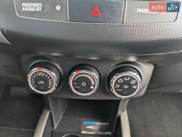 Черный Пежо 4007, объемом двигателя 2.2 л и пробегом 184 тыс. км за 9990 $, фото 46 на Automoto.ua