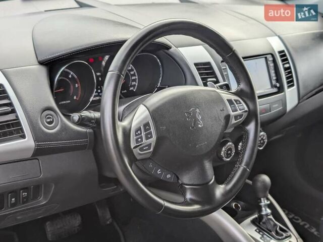 Черный Пежо 4007, объемом двигателя 2.2 л и пробегом 184 тыс. км за 9990 $, фото 24 на Automoto.ua