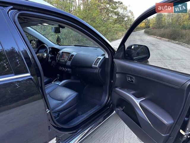 Пежо 4007 2011 в Харькове на Automoto.ua Черный Пежо 4007, объемом двигателя 2.36 л и пробегом 116 тыс. км за 12299 $, фото 15 на Automoto.ua