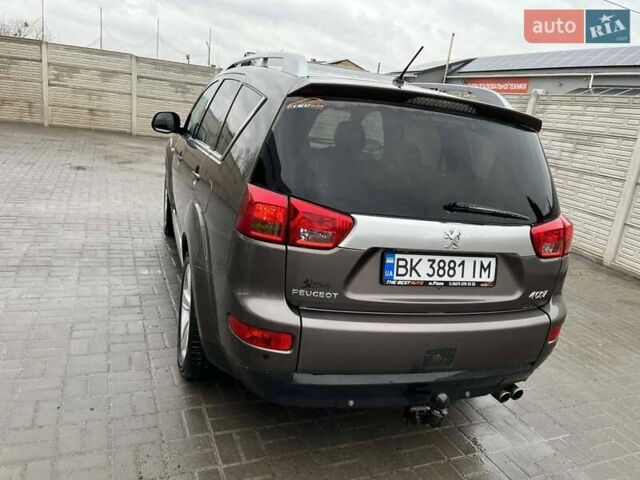 Коричневый Пежо 4007, объемом двигателя 2.18 л и пробегом 230 тыс. км за 9050 $, фото 6 на Automoto.ua