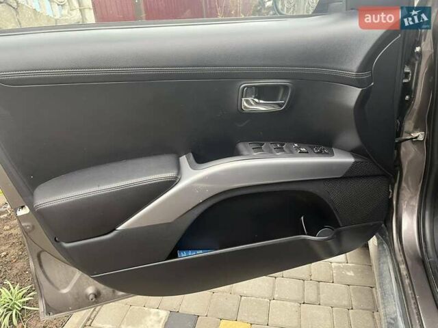 Коричневый Пежо 4007, объемом двигателя 2.18 л и пробегом 230 тыс. км за 9050 $, фото 19 на Automoto.ua