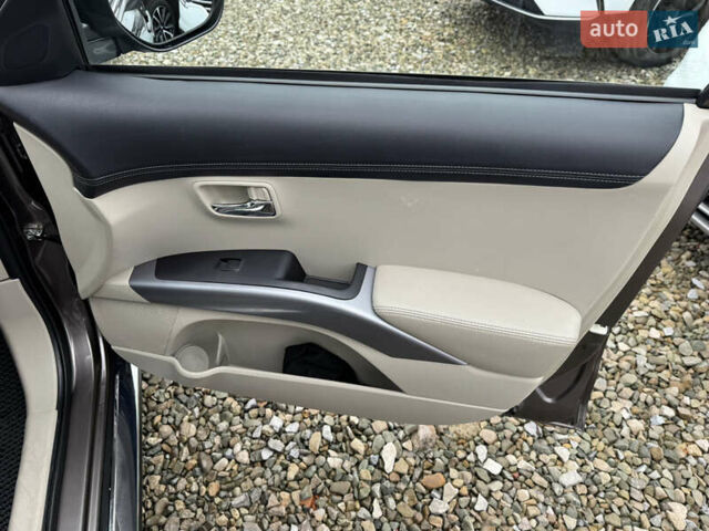 Коричневый Пежо 4007, объемом двигателя 2.18 л и пробегом 258 тыс. км за 10000 $, фото 25 на Automoto.ua