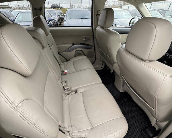 Коричневый Пежо 4007, объемом двигателя 2.18 л и пробегом 258 тыс. км за 10000 $, фото 30 на Automoto.ua