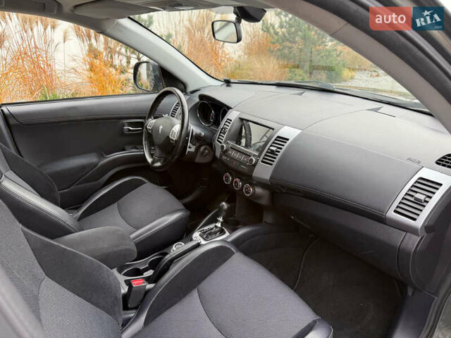 Коричневый Пежо 4007, объемом двигателя 2.2 л и пробегом 235 тыс. км за 10500 $, фото 21 на Automoto.ua