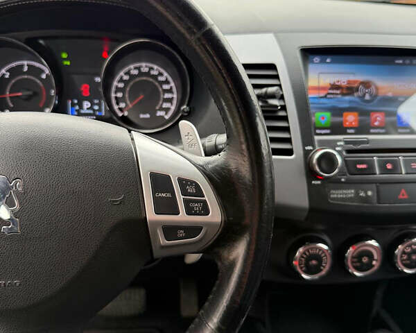 Коричневый Пежо 4007, объемом двигателя 2.2 л и пробегом 235 тыс. км за 10500 $, фото 23 на Automoto.ua