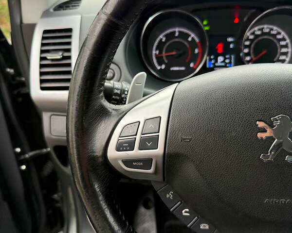 Коричневый Пежо 4007, объемом двигателя 2.2 л и пробегом 235 тыс. км за 10500 $, фото 24 на Automoto.ua