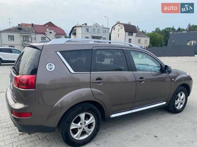 Пежо 4007 2011 в Львове на Automoto.ua Коричневый Пежо 4007, объемом двигателя 2.2 л и пробегом 254 тыс. км за 11000 $, фото 1 на Automoto.ua