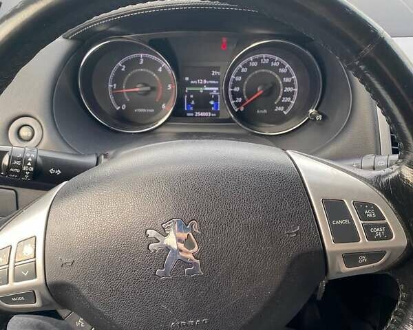 Пежо 4007 2011 в Львове на Automoto.ua Коричневый Пежо 4007, объемом двигателя 2.2 л и пробегом 254 тыс. км за 11000 $, фото 21 на Automoto.ua