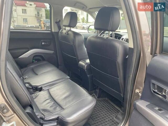 Пежо 4007 2011 в Львове на Automoto.ua Коричневый Пежо 4007, объемом двигателя 2.2 л и пробегом 254 тыс. км за 11000 $, фото 14 на Automoto.ua