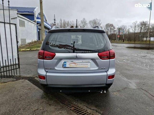 Пежо 4007, объемом двигателя 2.2 л и пробегом 254 тыс. км за 9599 $, фото 6 на Automoto.ua