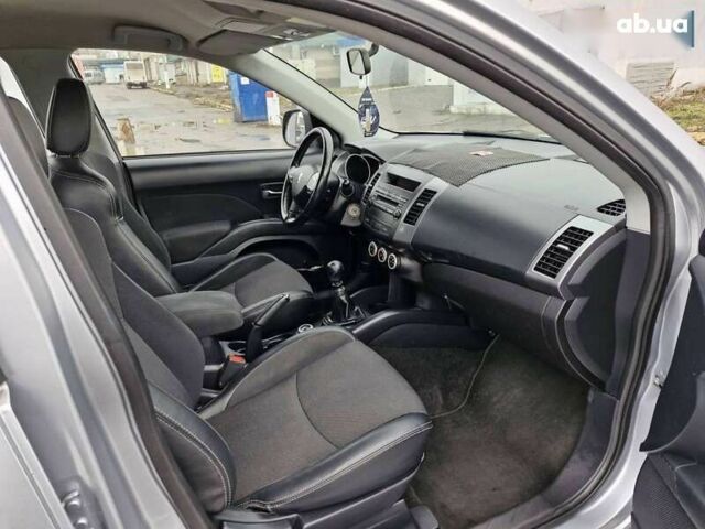 Пежо 4007, объемом двигателя 2.2 л и пробегом 254 тыс. км за 9599 $, фото 13 на Automoto.ua