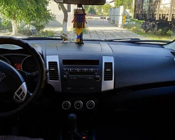 Сірий Пежо 4007, об'ємом двигуна 2.2 л та пробігом 160 тис. км за 9200 $, фото 3 на Automoto.ua