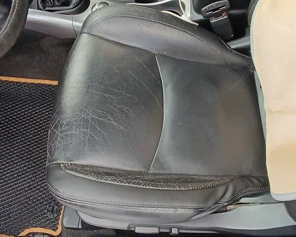 Серый Пежо 4007, объемом двигателя 2.18 л и пробегом 232 тыс. км за 7800 $, фото 20 на Automoto.ua